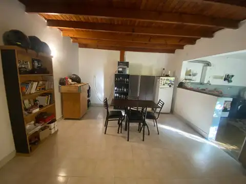 Depto Tipo Casa en Venta en Villa Elvira, USD 53.000