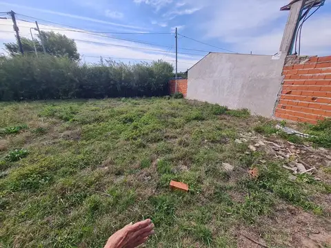 Terreno en Venta 17  mts Fondo