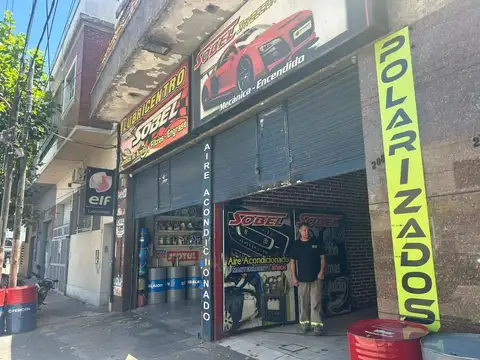 Avenida Díaz Vélez 200