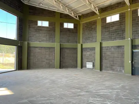 Local en Venta en Neuquen, USD 210.000