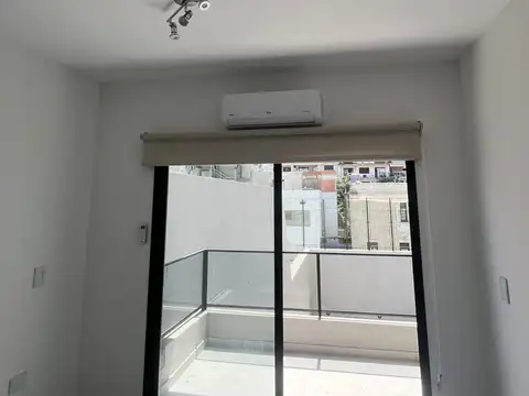 Pedro Lozano 3100, Piso 2