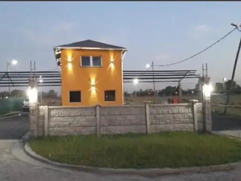 Terreno en Venta en Mariano Acosta, $ 12.500.000