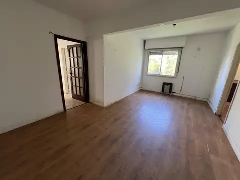 Venta Departamento de 4 ambientes en el Barrio Güemes