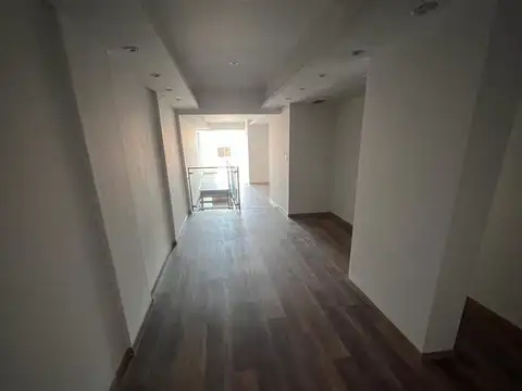 Oficina en Venta en Villa del Parque, USD 150.000