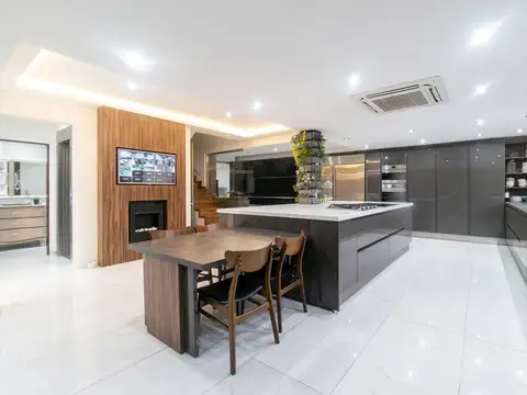 Casa en Venta de 5 dormitorios