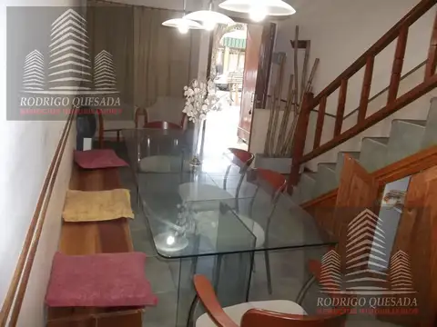 Depto Tipo Casa en Venta con 1 cocheras