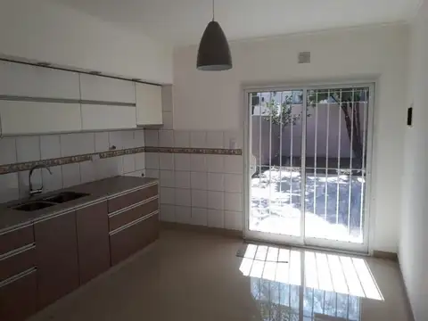 Departamento 4 ambientes con 1 baño