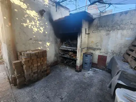 Depto Tipo Casa 4 ambientes con 1 baño