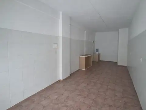 Local en Alquiler en Santos Lugares, $ 750.000