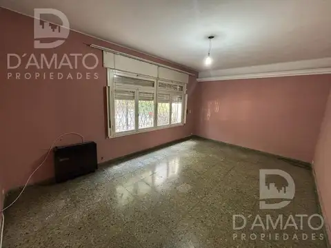 Casa en Venta en Villa Devoto, USD 250.000