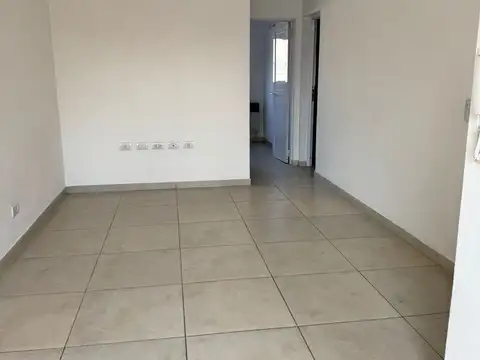 Departamento en Alquiler en Quilmes Oeste, $ 550.000