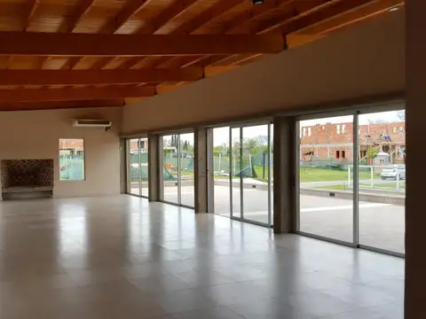 Terreno en Venta en Adrogue, USD 300.000