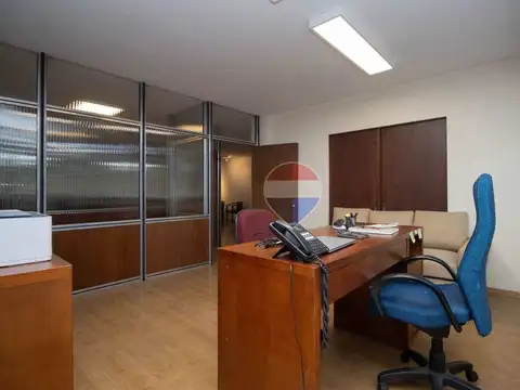Oficina en Venta en Ciudad Vieja, USD 240.000
