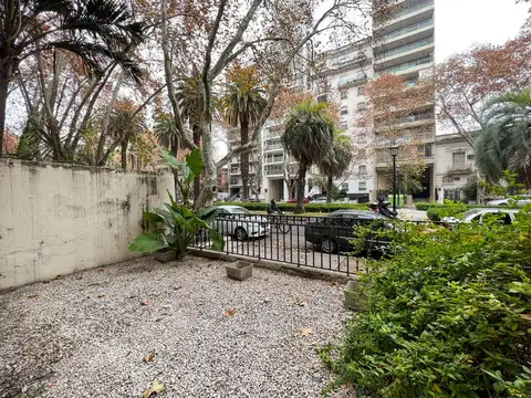 Bv. Oroño 527 '00-01