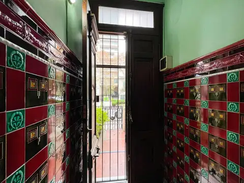 Local comercial u Oficina en PH sobre Boulevard Oroño