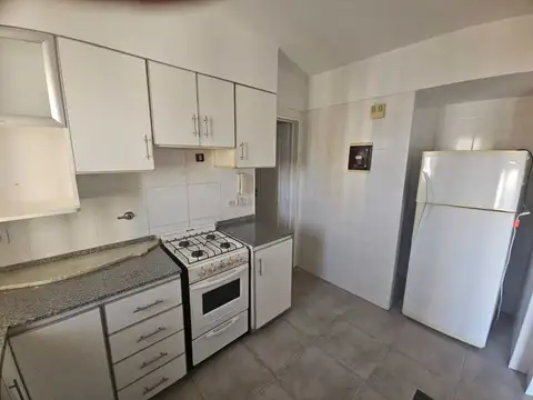 ALQUILER DEPARTAMENTO CON COCHERA QUILMES CENTRO