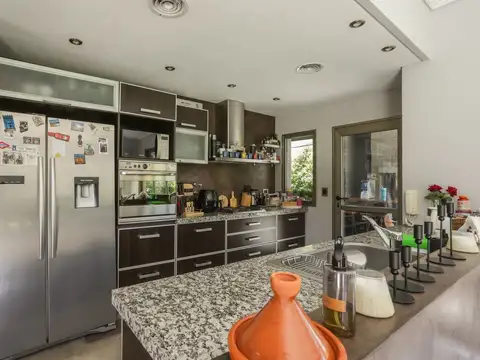 Casa en Venta al Este