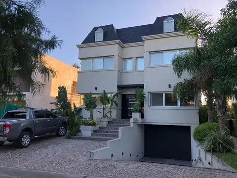 Hermosa Casa en venta en Quilmes