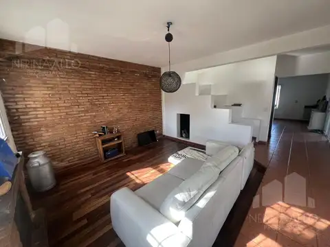 Casa en Venta en Castelar, USD 170.000