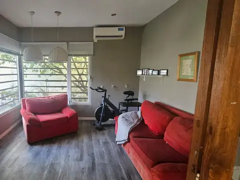 Pedro Goyena al 2200