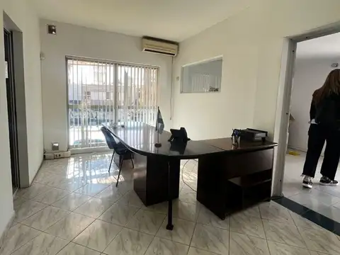 Oficina 2 plantas para mudarse YA! - Zona Cerro de las Rosas