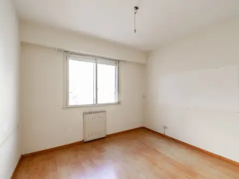 VENTA OFICINA- RECEP+3 DESPACHOS + COCH- S.NICOLAS