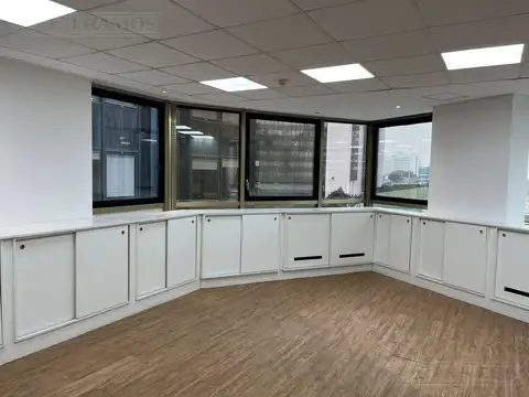 Oficina en Alquiler en Retiro, USD 6.500