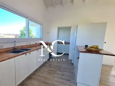 Casa en venta en Costa Esmeralda californiana con doble lote