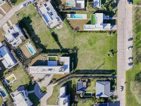 Terreno en Venta en San Sebastian, USD 210.000