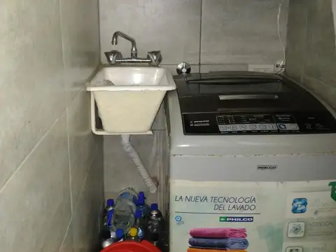 VENTA - 4 AMBIENTES C/BALCÓN CORRIDO FRENTE - BARRIO NORTE