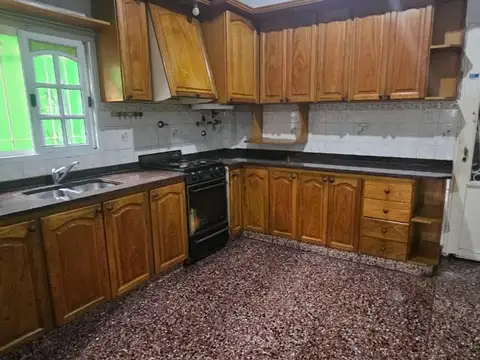 Depto Tipo Casa en Alquiler en Villa Bosch, $ 800.000