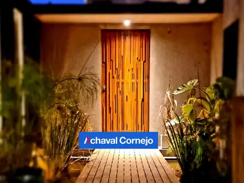 Casa 6 ambientes con 4 baños