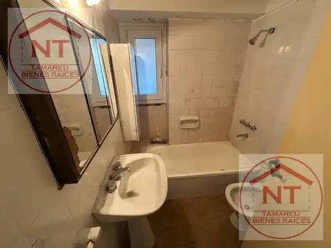 Departamento en torre, 3 amb al frente con dos balcones. BELGRANO