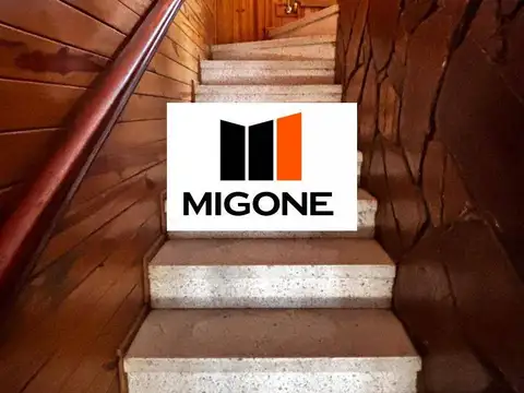 Depto Tipo Casa en Alquiler de 4 ambientes