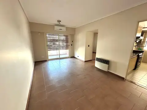 Departamento en Alquiler de 2 Ambientes en Quilmes Centro