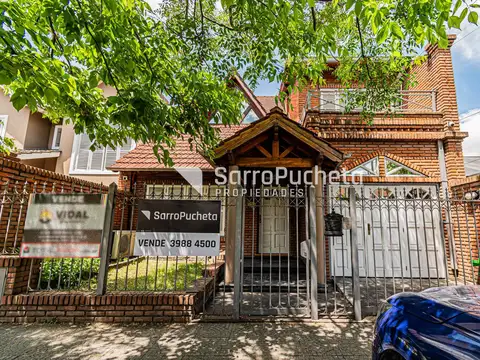 Casa en Venta con 2 cocheras
