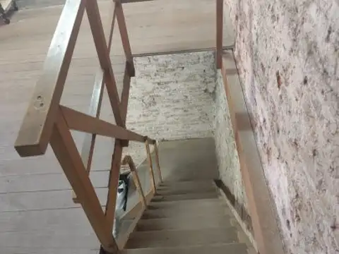 Casa 7 ambientes con 1 baño