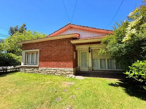 Avenida José Manuel Estrada 6400