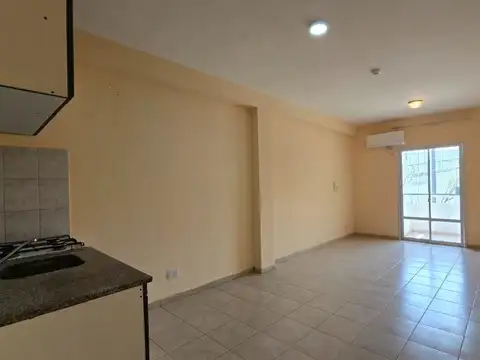 OBLIGADO 900, Piso 1