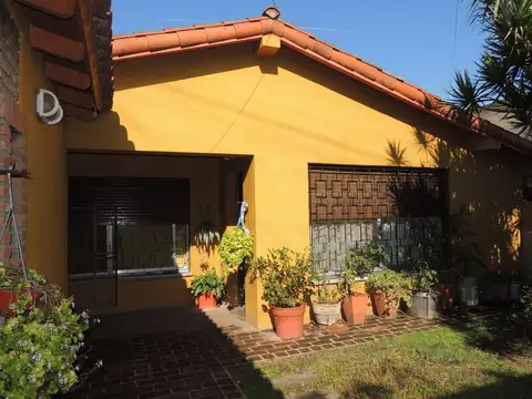 VENTA CASA 3 AMB LOMAS DEL MIRADOR APTO CREDITO