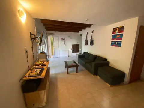 Depto Tipo Casa en Venta de 4 ambientes