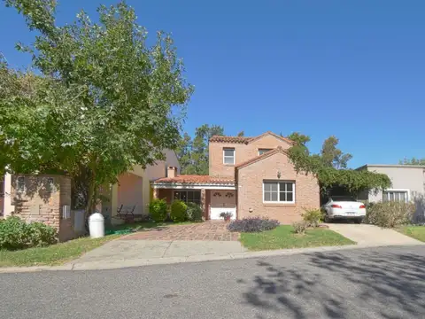 Venta Casa 4 amb Barrio La Candelaria APTA CREDITO