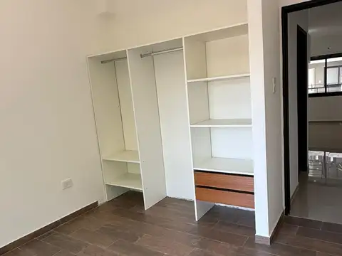 Departamento en Alquiler en San Justo, $ 550.000