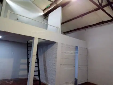 Galpon en Venta 6  mts Frente