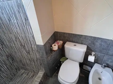 TRIPLEX APTO CREDITO - BUEN ESTADO