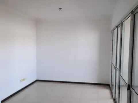 Dr M Moreno 2800, Piso 2