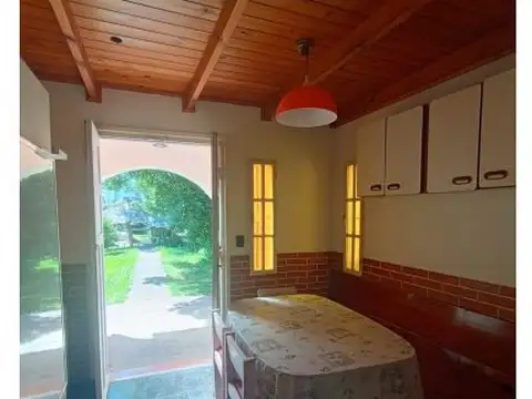 Casa en Alquiler Temporal con 2 cocheras