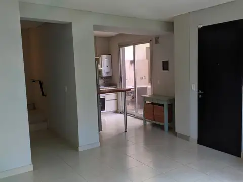 Depto Tipo Casa en Venta con 1 cocheras