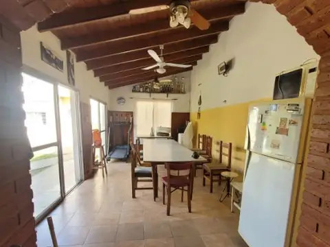 Casa Chalet  en Venta en Quilmes Oeste, Quilmes, G.B.A. Zona Sur