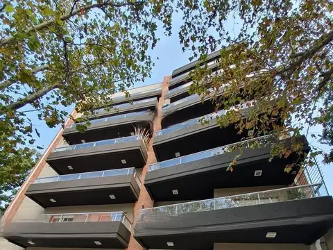 Excelente departamento de 3 AMBIENTES, Tigre